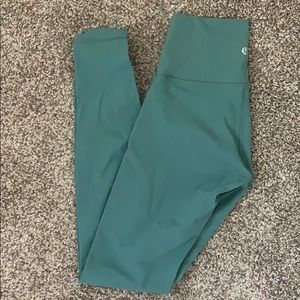 Lululemon Wunder Under